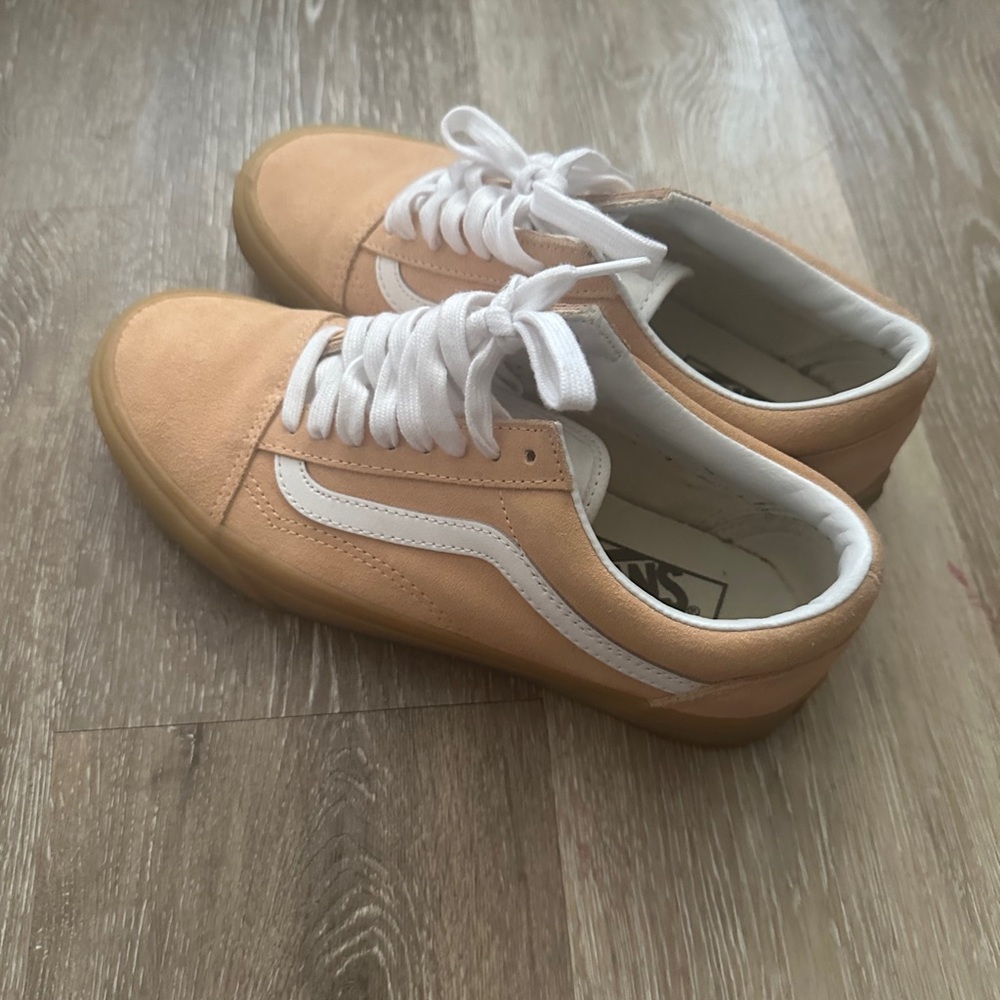 VANS Old Skool Double Light Gum Sneakers SIZE 8 Casual Peach Feminine Everyday